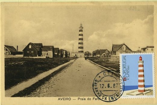 20Lis_359.jpg -     Lote:     359             Descrição:     Farol de Aveiro. Postal ilustrado de Aveiro * Praia do Farol, com selo de 25$00 Faróis da Costa Portuguesa (Farol de Aveiro) CE1803, obliterados com carimbo da Gafanha da Encarnação (12.06.87). Primeiro dia de circulação.         PM        Valor Base:     &euro; 5,00     Valor Venda:     &euro;      