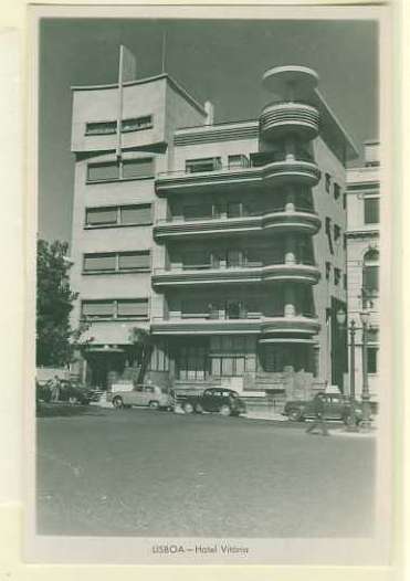 20Lis_397.jpg -     Lote:     397             Descrição:     Lisboa - Hotel Vitória. Postal ilustrado fotográfico novo.         PI        Valor Base:     &euro; 20,00     Valor Venda:     &euro;      