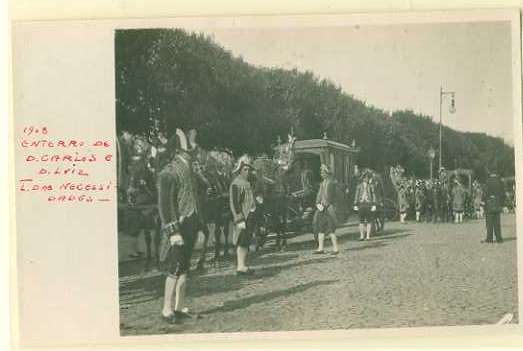 20Lis_424.jpg -     Lote:     424             Descrição:     1908 - Enterro de D. Carlos e D. Luís. Largo das Necessidades. Postal fotográfico novo.         PI        Valor Base:     &euro; 35,00     Valor Venda:     &euro;      