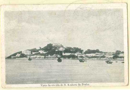 20Lis_468.jpg -     Lote:     468             Descrição:     Macau - Vista da ermida de N. Senhora da Penha. Postal ilustrado circulado editado pelo Seminário de S. José de Macau, circulado de Macau (08.09.06) para Lisboa (08.10.06) com selo de 2 avos verde D. Carlos I Mouchon CE80.         PI        Valor Base:     &euro; 10,00     Valor Venda:     &euro;      