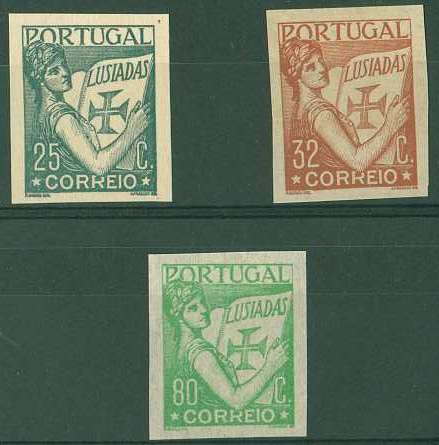 20Lis_656.jpg -     Lote:     656             Descrição:     1926/31 - Tipo Lusíadas. Lote de três provas, sendo duas emitidas de 25 ctvs (verde oliva) e 80 ctvs (verde esmeralda) e uma não emitida na taxa de 32 ctvs (castanho vermelho), não denteadas, em papel liso.         PRV        Valor Base:     &euro; 15,00     Valor Venda:     &euro;      