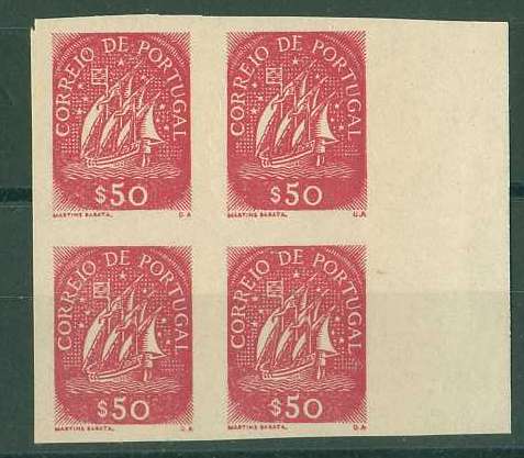 20Lis_681.jpg -     Lote:     681             Descrição:     1941/43 - Caravela. Quadra de provas não denteadas do selo de $50 em lilás vermelho, bordo direito de folha. Papel liso sem goma. Não catalogado por OM.         PRV        Valor Base:     &euro; 10,00     Valor Venda:     &euro;      