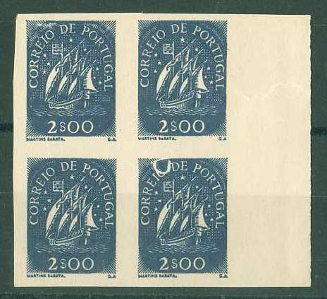 20Lis_687.jpg -     Lote:     687             Descrição:     1948/49 - Caravela. Quadra de provas não denteadas de 2$00 em azul escuro (cor final), bordo esquerdo de folha em papel liso sem goma. Prova do canto inferior direito com defeito de impressão.         PRV        Valor Base:     &euro; 12,00     Valor Venda:     &euro;      