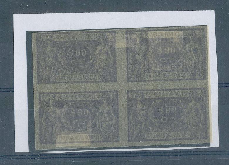 20Lis_714.jpg -     Lote:     714             Descrição:     1920 - Encomendas. Comércio e Indústria. Quadra de provas em papel cebola de 90 ctvs na cor lilás, não denteadas. OM22. B         PRV        Valor Base:     &euro; 20,00     Valor Venda:     &euro;      
