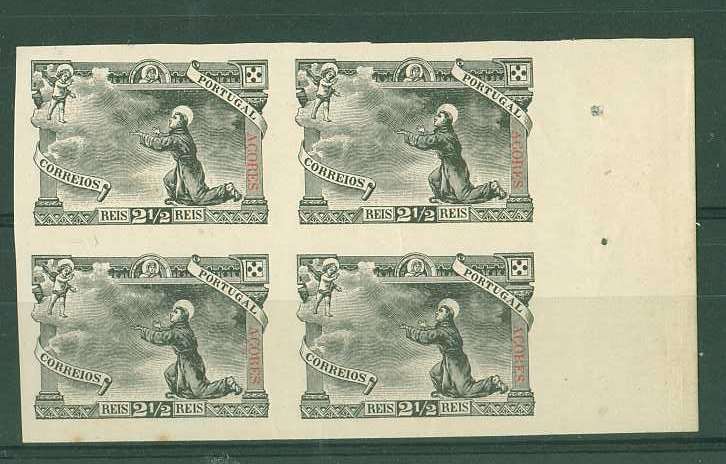 20Lis_742.jpg -     Lote:     742             Descrição:     1895 - 7.º Centenário do Nascimento de St.º António com sobrecarga Açores pequena, batida a vermelho. CE73, 2.5 reis preto. Quadra de provas na cor final, não denteadas, não gomadas. Bordo lateral de folha.         PRV        Valor Base:     &euro; 20,00     Valor Venda:     &euro;      