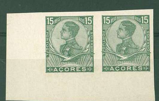 20Lis_743.jpg -     Lote:     743             Descrição:     1910 - D. Manuel II. CE109, 10 reis verde. Par horizontal de provas em verde (cor aprovada), não denteadas em papel liso médio.         PRV        Valor Base:     &euro; 15,00     Valor Venda:     &euro;      