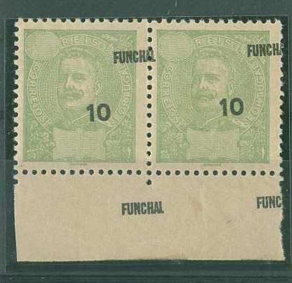 20Lis_919.jpg -     Lote:     919             Descrição:     1897 - D. Carlos I Mouchon. CE15, 10 reis verde. Par horizontal fundo de folha com taxa e legenda muito deslocadas. MB e R.         ***        Valor Base:     &euro; 5,00     Valor Venda:     &euro;      
