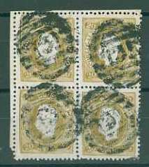 20Lis_1012.jpg -     Lote:     1012             Descrição:     1867/70 - D. Luís I, Fita curva, denteados. CE29, 20 reis bistre. Quadra obliterada com carimbo numérico da 1.ª reforma 131 - Sabugal. Valor de catálogo &euro; 1.416,00.         O        Valor Base:     &euro; 250,00     Valor Venda:     &euro;      