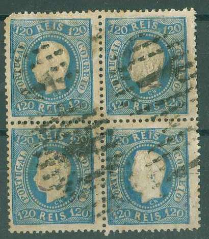 20Lis_1017.jpg -     Lote:     1017             Descrição:     1867/70 - D. Luís I, fita curva, denteados. CE34, 120 reis azul claro em quadra, com um dente partido no selo do canto superior esquerdo. Ligeiros vestígios de ferrugem.         O        Valor Base:     &euro; 75,00     Valor Venda:     &euro;      