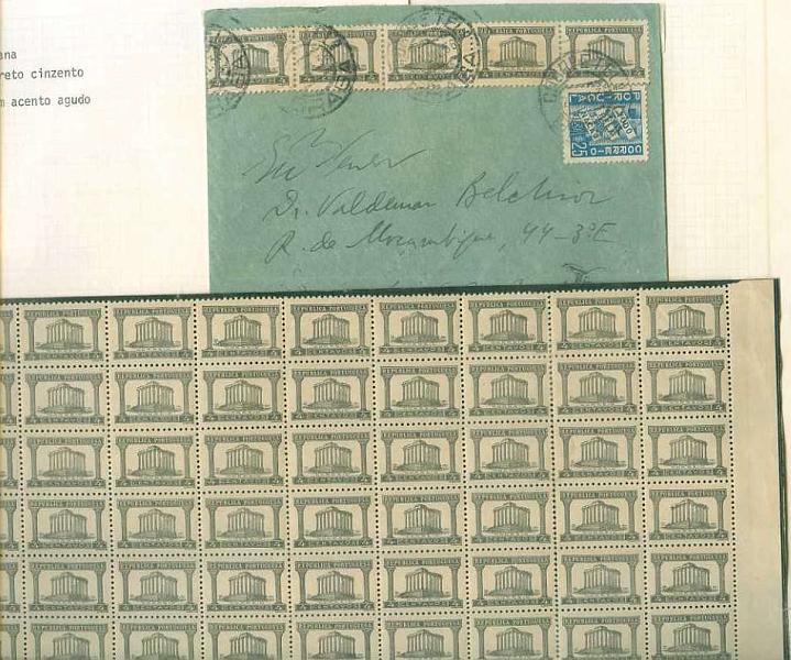 20Lis_1078.jpg -     Lote:     1078             Descrição:     1935/36 - Templo de Diana. Estudo da emissão composto por três folhas completas das taxas de 4, 5 e 6 ctvs + carta com 5 selos de 4 ctvs + bloco de 70 selos de 4 ctvs em tonalidade diferente. Lote a ver.         Lote        Valor Base:     &euro; 100,00     Valor Venda:     &euro;      