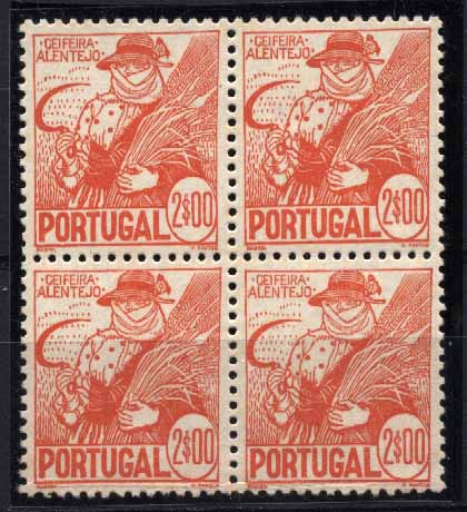 20Lis_1085.jpg -     Lote:     1085             Descrição:     1941 - Costumes Portugueses * 1.ª emissão. CE616, 2$00 laranja. Quadra. Valor de catálogo &euro; 288,40.         ***        Valor Base:     &euro; 60,00     Valor Venda:     &euro;      