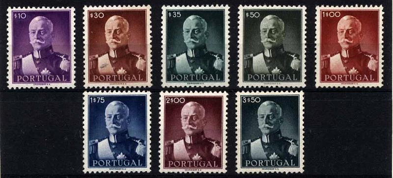 20Lis_1089.jpg -     Lote:     1089             Descrição:     1945 - Presidente Carmona. CE652/59. Série completa. Valor de catálogo &euro; 166,00.         **        Valor Base:     &euro; 30,00     Valor Venda:     &euro;      