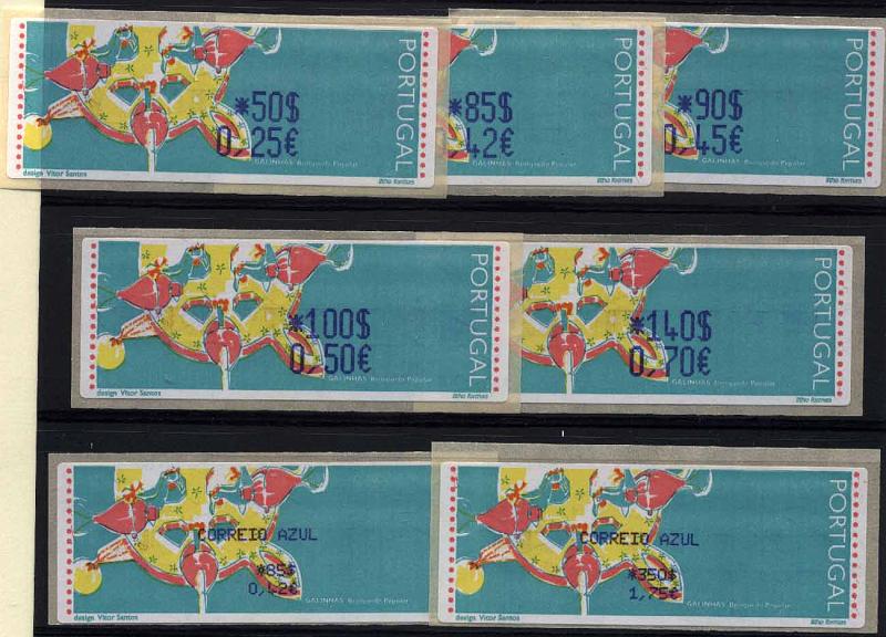 20Lis_1131.jpg -     Lote:     1131             Descrição:     1995 - Galinhas. Brinquedo Popular. Lithoformas. CE ETQ 10B. Série completa para o ano de 1999 (50, 85, 90, 100, 140 e Correio Azul 85 e 350). Dupla fixação de taxa em Escudos e Euros, impressas a violeta. MB e MR.         ETQ        Valor Base:     &euro; 300,00     Valor Venda:     &euro;      