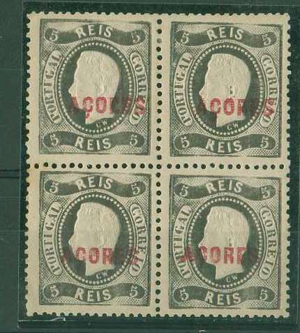 20Lis_1159.jpg -     Lote:     1159             Descrição:     1868/70 - D. Luís I, fita curva. Selos do Continente com sobrecarga Açores. Denteados. CE7, 5 reis preto. Quadra com um pequeno ponto de óxido no verso. Valor de catálogo &euro; 368,00.         **/***        Valor Base:     &euro; 60,00     Valor Venda:     &euro;      
