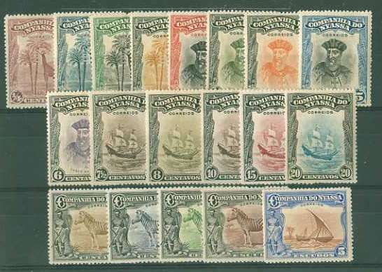 20Lis_1300.jpg -     Lote:     1300             Descrição:     1921/23 - Motivos diversos. CE106/125. Série completa. Valor de catálogo &euro; 36,58.         **        Valor Base:     &euro; 8,00     Valor Venda:     &euro;      