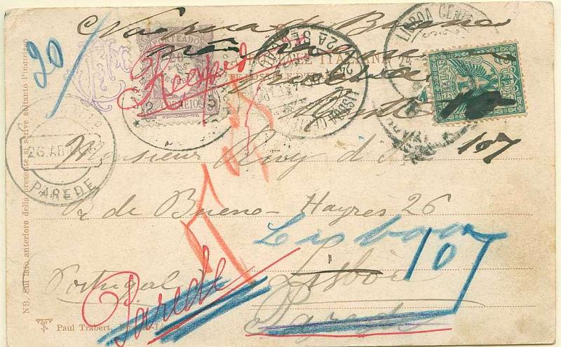 22Lis_0476.jpg -     Lote:    476            Portugal       Descrição:         1904 &mdash; Emissão Regular. Postal ilustrado circulado de Itália para Lisboa (24.04.06) e reendereçado para a Parede (26.04.06) foi novamente Reexpedido para Lisboa e Itália e porteado com selo de 20 reis lilás claro CE POR9.        PI       Valor Base:     &euro; 6,00     Valor Venda:     &euro; 6,00     