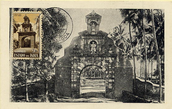 22Lis_0541.jpg -     Lote:    541            Índia       Descrição:         1946 &mdash; Motivos históricos. Arco dos Vice-reis. Postal ilustrado fotográfico, com selo concordante de 9 reis CE380, obliterados com carimbo de Velha-Goa (01.12.1950).        PM       Valor Base:     &euro; 8,00     Valor Venda:     &euro; 14,00     