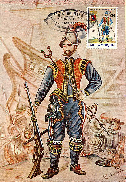22Lis_0554.jpg -     Lote:    554            Moçambique       Descrição:         1967 &mdash; Uniformes do Exército. Arcabuzeiro. Postal ilustrado concordante com selo de $30 CE491, obliterados com carimbo do Dia do Selo * Lourenço Marques (01.12.1967). MB.        PM       Valor Base:     &euro; 6,00     Valor Venda:     Retirado     