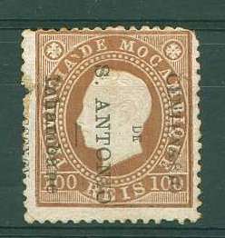 22Lis_1016.jpg -     Lote:    1016            Moçambique       Descrição:         1895 &mdash; Selos de D. Luís I. Fita Direita de Moçambique, com sobrecarga do "Centenário da Índia". CE7, 100 reis castanho amarelo. Ensaio de sobrecarga vertical. MR.        PRV       Valor Base:     &euro; 30,00     Valor Venda:     &euro; 30,00     