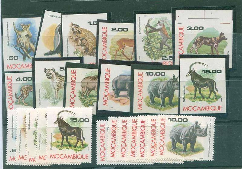 22Lis_1022.jpg -     Lote:    1022            Moçambique       Descrição:         1976 &mdash; Moçambique * Palops. Fauna. CE45/55. Série completa em provas não denteadas, com goma original. Acompanha série denteada para comparação.        PRV       Valor Base:     &euro; 40,00     Valor Venda:     Retirado     