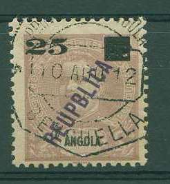 22Lis_1080.jpg -     Lote:    1080            Angola       Descrição:         1912 &mdash; D. Carlos I Mouchon, com sobrecarga República local e sobretaxa. CE117, 25 reis castanho violeta claro. Selo usado com erro na sobrecarga "REUPBLICA". Valor de catálogo &euro; 75.00.        O       Valor Base:     &euro; 50,00     Valor Venda:     Retirado     
