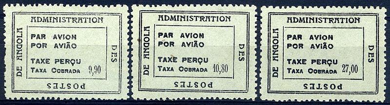 22Lis_1093.jpg -     Lote:    1093            Angola       Descrição:         1945 &mdash; Falsos. Sobretaxa do Correio Aéreo. Legenda "TAXE PERÇUE / TAXA COBRADA". Lote de 3 selos falsos de 9,90 CE SCA12, 10,80 CE SCA13 e 27,00 CE SCA31. Raros.        *       Valor Base:     &euro; 50,00     Valor Venda:     &euro; 60,00     