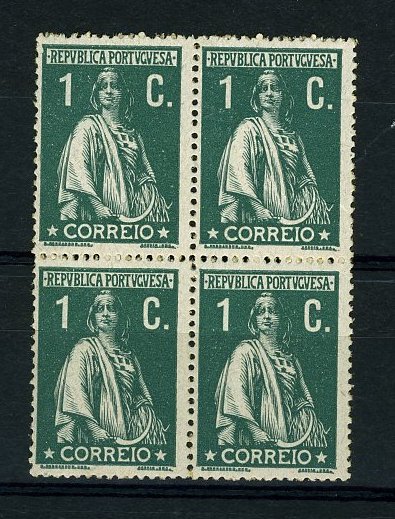 22Lis_1267.jpg -     Lote:    1267            Portugal       Descrição:         1912 &mdash; Ceres. CE208, 1c verde, denteado 15x14, papel porcelana. Quadra nova sem charneira. Valor de catálogo &euro; 164,40.        ***       Valor Base:     &euro; 30,00     Valor Venda:     Retirado     