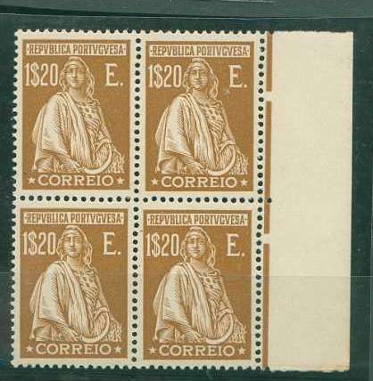 22Lis_1297.jpg -     Lote:    1297            Portugal       Descrição:         1926 &mdash; Ceres. Emissão Londres. CE413, 1$20, amarelo bistre. Quadra nova sem charneira, bordo de folha. Valor de catálogo &euro; 140,80.        ***       Valor Base:     &euro; 15,00     Valor Venda:     &euro; 20,00     