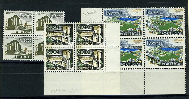 22Lis_1351.jpg -     Lote:    1351            Portugal       Descrição:         1972/74 &mdash; Paisagens e Monumentos. Lote de 3 quadras; CE1138, 5$00 de 1975, CE1139, 6$00 de 1975, e CE1145, 100$00 sem data e sem fósforo. Valor de catálogo &euro; 322,00.        ***       Valor Base:     &euro; 35,00     Valor Venda:     &euro; 35,00     