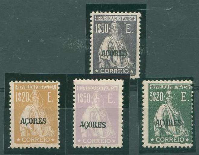 22Lis_1415.jpg -     Lote:    1415            Açores       Descrição:         1924/26 &mdash; Ceres. Selos do Continente com sobrecarga AÇORES. Lote de 4 selos de 1$20, 1$50 lilás, 1$50 lilás claro e 3$20. Valor de catálogo &euro; 41,50.        **       Valor Base:     &euro; 8,00     Valor Venda:     &euro; 15,00     