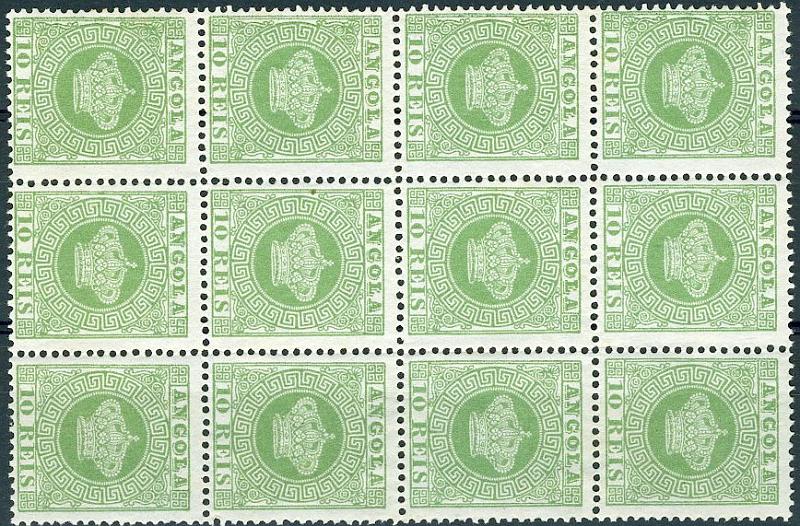 22Lis_1444.jpg -     Lote:    1444            Angola       Descrição:         1881/85 &mdash; Tipo Coroa. CE10, 10 reis verde claro, denteado 12 &frac12;, papel liso. Bloco de 12 selos. Valor de catálogo &euro; 600,00.        *       Valor Base:     &euro; 30,00     Valor Venda:     &euro; 30,00     