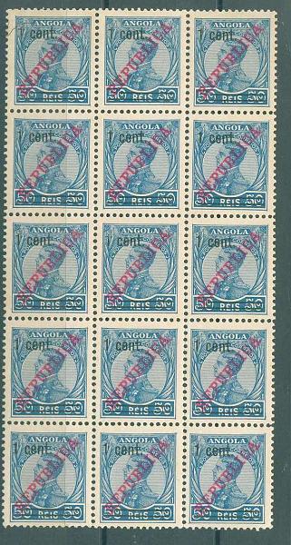 22Lis_1451.jpg -     Lote:    1451            Angola       Descrição:         1921 &mdash; D. Manuel II, com sobrecarga República da Casa da Moeda e sobretaxa. CE197. 1c s/ 50 reis azul. Bloco vertical de 15 selos (5x3). Valor de catálogo &euro; 33,00.        *       Valor Base:     &euro; 5,00     Valor Venda:     &euro; 6,00     