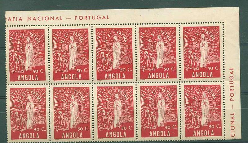 22Lis_1457.jpg -     Lote:    1457            Angola       Descrição:         1948 &mdash; Nossa Senhora de Fátima. CE302, 50c carmim. Bloco de 10 selos canto superior direito de folha. Valor de catálogo &euro; 24,00.        ***       Valor Base:     &euro; 5,00     Valor Venda:     &euro; 5,00     