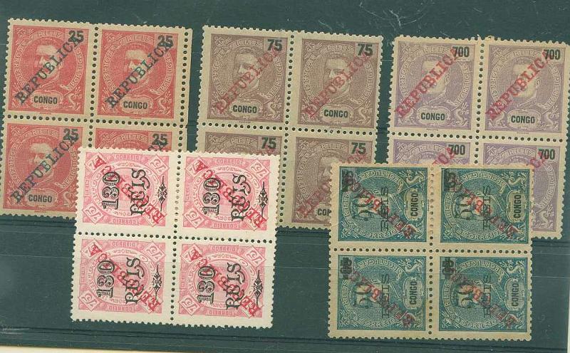 22Lis_1470.jpg -     Lote:    1470            Congo       Descrição:         1911 - D. Carlos I com Republica CE65,67,74,128,132. Quadras de 25reis, 75 reis, 700 reis, 130 s/75 reis e 50 s/ 65 reis, respectivamente. As três primeiras quadras com charneira, as duas últimas sem goma.        **/*       Valor Base:     &euro; 10,00     Valor Venda:     &euro; 10,00     