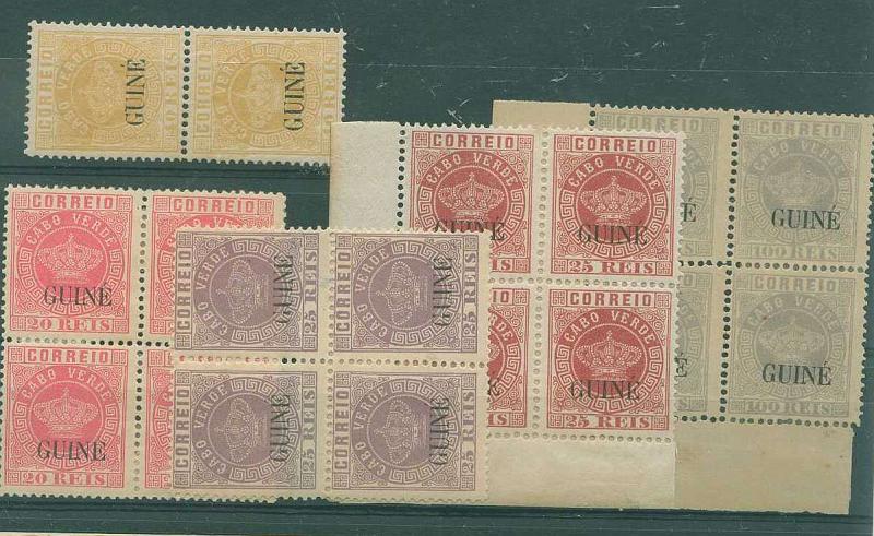 22Lis_1486.jpg -     Lote:    1486            Guiné       Descrição:         1882/1885 &mdash; Tipo Coroa. Lote de selos: CE13, 25 reis quadra com sinais de charneira e oxido; CE16, 100 reis, denteado 12 &frac12;, quadra canto inferior esquerdo com charneira e distúrbios na cola; CE20, 20 reis, denteado 12 &frac12; quadra com charneira e goma em mau estado; CE 21, 25 reis, quadra com charneira e distúrbios na cola; CE 22, 40 reis, denteado 12 &frac12;, par vertical com charneira e distúrbios na goma.        **       Valor Base:     &euro; 32,00     Valor Venda:     Retirado     