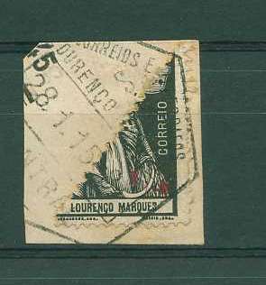 22Lis_1590.jpg -     Lote:    1590            Lourenço Marques       Descrição:         1915 &mdash; Ceres, com sobretaxa e perfuração em diagonal. CE144, &frac14; c s/ &frac12; c em preto, papel porcelana. Fragmento com meio selo, obliterado em Lourenço Marques (28.01.15).        FRG       Valor Base:     &euro; 3,00     Valor Venda:     &euro; 3,00     