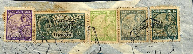 22Lis_1665.jpg -     Lote:    1665            Timor       Descrição:         1934/37 &mdash; Tipo Padrões + Imposto Postal. ASSISTÊNCIA. Selos da Ásia com sobrecarga. Fragmento com selos de 2, 5, 30 e 40 avos CE208, 211, 200 e 221 + CE IP10, 10 avos verde, obliterados com carimbo de Dili (13.01.38).        FRG       Valor Base:     &euro; 10,00     Valor Venda:     &euro; 12,00     