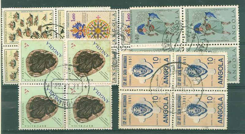 22Lis_1836.jpg -     Lote:    1836            Angola       Descrição:         Carimbos de duplo círculo. Lote composto por 5 quadras de emissões diversas, obliteradas com carimbos de duplo círculo (tamanho pequeno) de CAMABATELA, CAUNGULA, SERPA-PINTO, CARMONA (R) e QUIBALA (R).        Lote       Valor Base:     &euro; 5,00     Valor Venda:     &euro; 38,00     