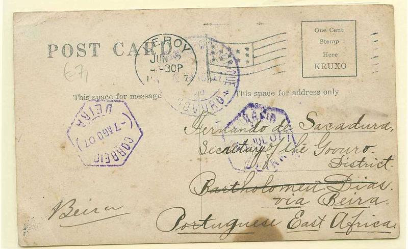 22Lis_1928.jpg -     Lote:    1928            Companhia de Moçambique       Descrição:         Carimbos de duplo círculo e hexagonais. Postal ilustrado circulado dos EUA (selo perdido) para Govuro (AGO 07) com trânsito pela Beira (21.07.07) e reendereçado para a Beira (07.08.07). Carimbos hexagonais da BEIRA batidos a violeta e de duplo círculo batido também a violeta de GOVURO.        PI       Valor Base:     &euro; 20,00     Valor Venda:     Retirado     