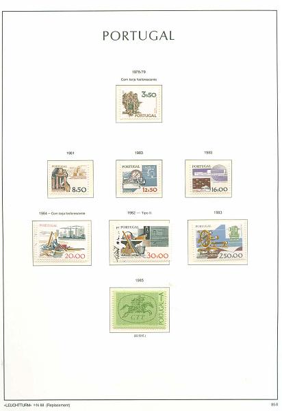 22Lis_2118.jpg -     Lote:    2118                   Descrição:      Portugal.   Colecção de Portugal com os anos de 1981/85, montadas em folhas de álbum Leuchtturm. CE1502/1744. Selos novos sem charneira. Inclui 48 blocos. Valor de catálogo &euro; 1.246,00.        Lote       Valor Base:     &euro; 120,00     Valor Venda:     &euro; 190,00     