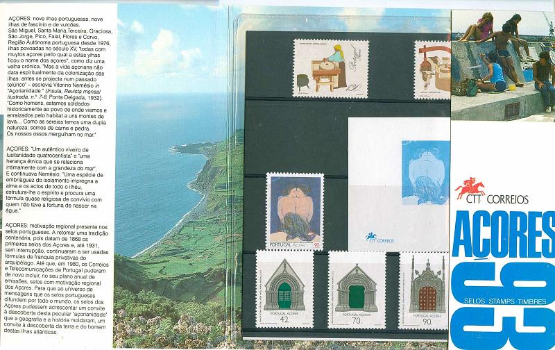 22Lis_2126.jpg -     Lote:    2126                   Descrição:      Portugal (Açores) &mdash;   1993/2004. Carteiras. Lote com as carteiras anuais.        CRT       Valor Base:     &euro; 20,00     Valor Venda:     &euro; 42,00     