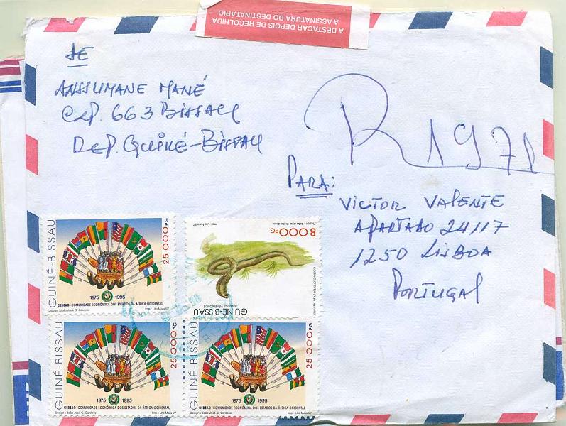 22Lis_2830.jpg -     Lote:    2830      Lotes pelo Correio              Descrição:      Guiné-Bissau * Palops.   Lote de 4 sobrescritos circulado de Bissau para Lisboa, com selos de diversas emissões. Lote a ver.        Carta       Valor Base:     &euro; 6,00     Valor Venda:     Retirado     
