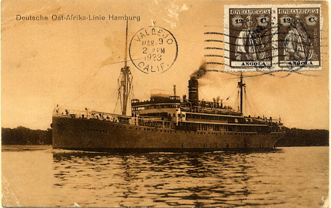 23Lis_0201.jpg -     Lote:    201            Angola       Descrição:         192&frac12;2 &mdash; Ceres. Postal ilustrado com paquete USARAMO da Deutsche Ost-Afrika-Linie Hamburg, circulado do Lobito para Vallejo/Califórnia (09.03.1923) com par de selos de 12c castanho, denteado 15x14, CE205.        PI       Valor Base:     &euro; 30,00     Valor Venda:     &euro; 30,00     