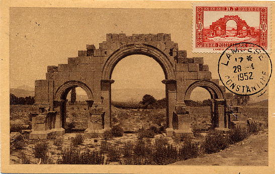 23Lis_0558.jpg -     Lote:    558            Estrangeiro       Descrição:      Argélia   &mdash; Locais e Paisagens. Lambese * Arco do Triunfo. Postal ilustrado concordante com selo de 0,90c Yv-115, obliterados com carimbo de Lambese (28.01.1952). MB e Raro.        PM       Valor Base:     &euro; 15,00     Valor Venda:     Retirado     
