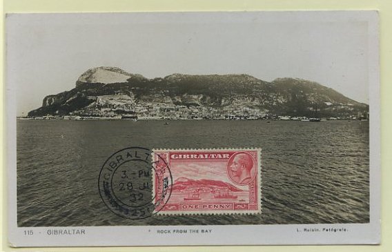 23Lis_0596.jpg -     Lote:    596            Estrangeiro       Descrição:      Gibraltar.   Vista de Gibraltar da Baía. Postal ilustrado fotográfico, com selo concordante de 1p Yver91, obliterados com marca de dia de Gibraltar (28.07.32).        PM       Valor Base:     &euro; 15,00     Valor Venda:     &euro; 15,00     