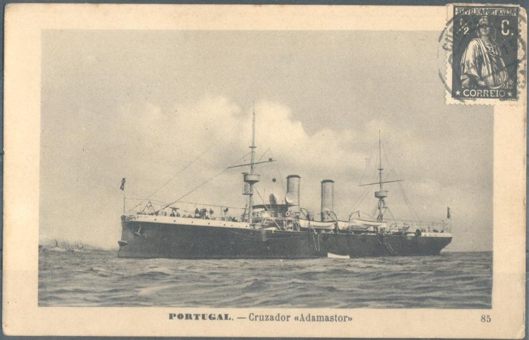 23Lis_0663.jpg -     Lote:    663                   Descrição:         Barcos da Marinha Portuguesa. Portugal &mdash; Cruzador "Adamastor". Postal ilustrado editado por Martins & Silva * Lisboa. Circulado.        PI       Valor Base:     &euro; 8,00     Valor Venda:     &euro; 14,00     