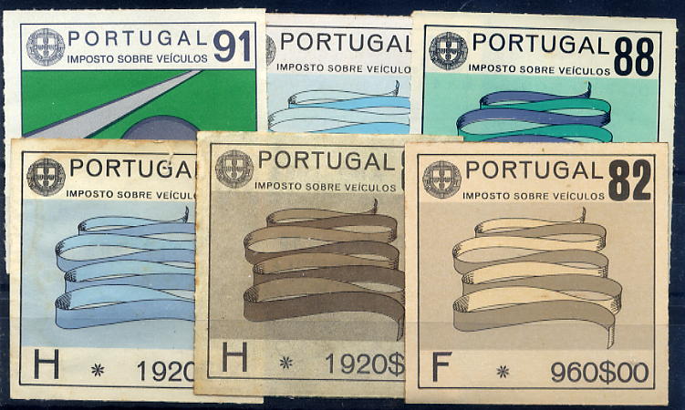 23Lis_0730.jpg -     Lote:    730                   Descrição:         Imposto sobre Veículos. Lote de 19 selos do imposto sobre veículos, desde 1982 a 2006. Anos com selos de várias categorias. Lote a ver.        Lote       Valor Base:     &euro; 20,00     Valor Venda:     &euro; 22,00     