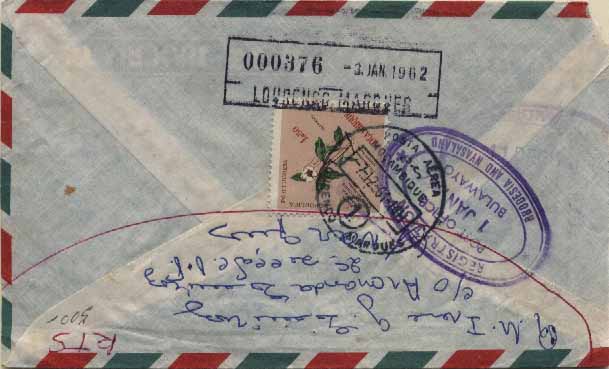 23Lis_0880.jpg -     Lote:    880            Correio Ferroviário       Descrição:         Correio ferroviário. Moçambique. Sobrescrito circulado registado de Lourenço Marques (07.12.61) para Salisburia com selo de 1$50 CE428. Devolvido ao remetente por via ferroviária de Salisburia (29.12.61) para Lourenço Marques (03.01.62). Carimbo de dupla oval batido a violeta "REGISTRATION / RHODESIA AND NYASALAND / POST OFFICE / 1 JAN 62 / BULAWAYO".        Carta       Valor Base:     &euro; 15,00     Valor Venda:     Retirado     