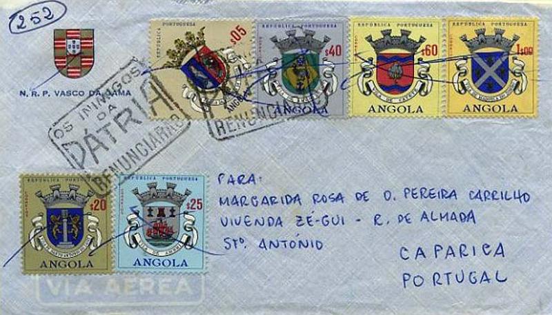 23Lis_0965.jpg -     Lote:    965            Correio Militar       Descrição:         Guerra Colonial. Marcas patrióticas. Sobrescrito publicitário do N.R.P. Vasco da Gama, circulado do SPM 4336 para a Caparica, com selos de $05 CE436, $20, $25, $40, $60 e 1$00, CE458/461 e 463, obliterados a esferográfica + carimbo batido a preto "OS INIMIGOS DA PÁTRIA RENUNCIARÃO".        Carta       Valor Base:     &euro; 15,00     Valor Venda:     &euro; 15,00     