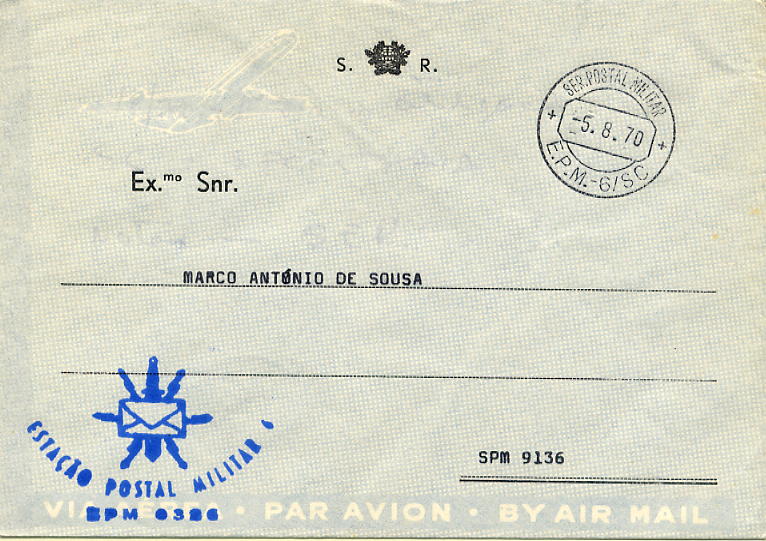 23Lis_0967.jpg -     Lote:    967            Correio Militar       Descrição:         Guerra Colonial * Angola. Sobrescrito circulado isento de franquia da EPM-6 (05.08.70) para o SPM 9136. Marca de dia da E.P.M.-6/SC (Secretaria) batida a preto (Barreiros Ag-28 * Data mais antiga conhecida) + carimbo em uso no SPM da Estação Postal Militar 6 / SPM 0326 batida a azul (Barreiros Ag-124).        Carta       Valor Base:     &euro; 20,00     Valor Venda:     &euro; 36,00     